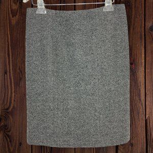 Worth Women's Gray Wool Blend Skirt Rear Zip Up, Button Accents in Size 4